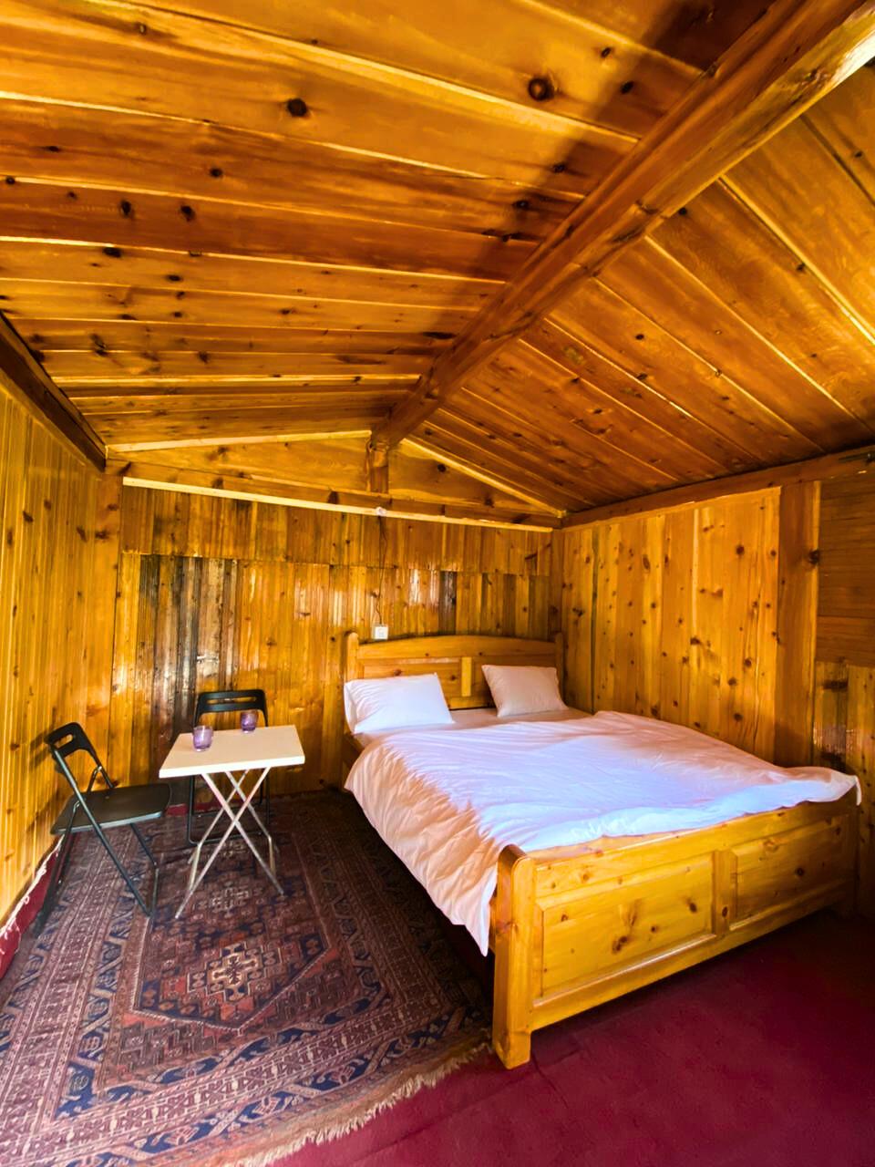 2ddb1826-9ee6-4cc8-b0db-806099bb060e